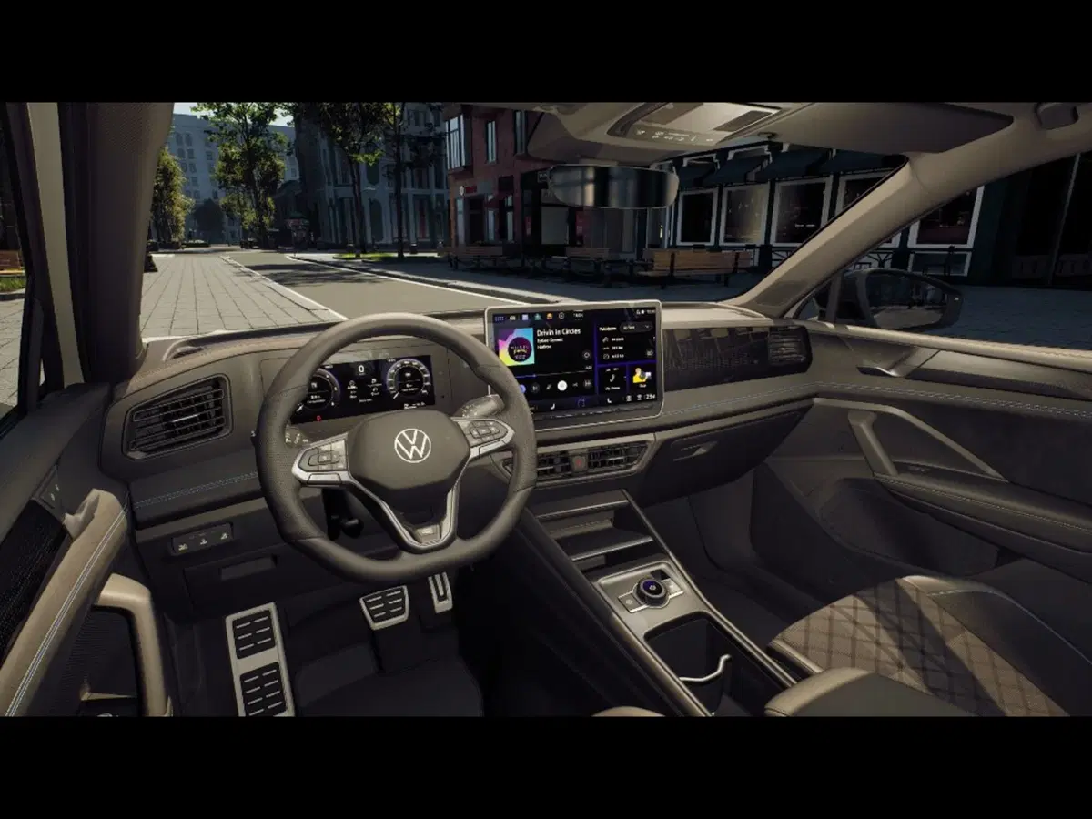 Volkswagen Tiguan nuova a Livorno (6)