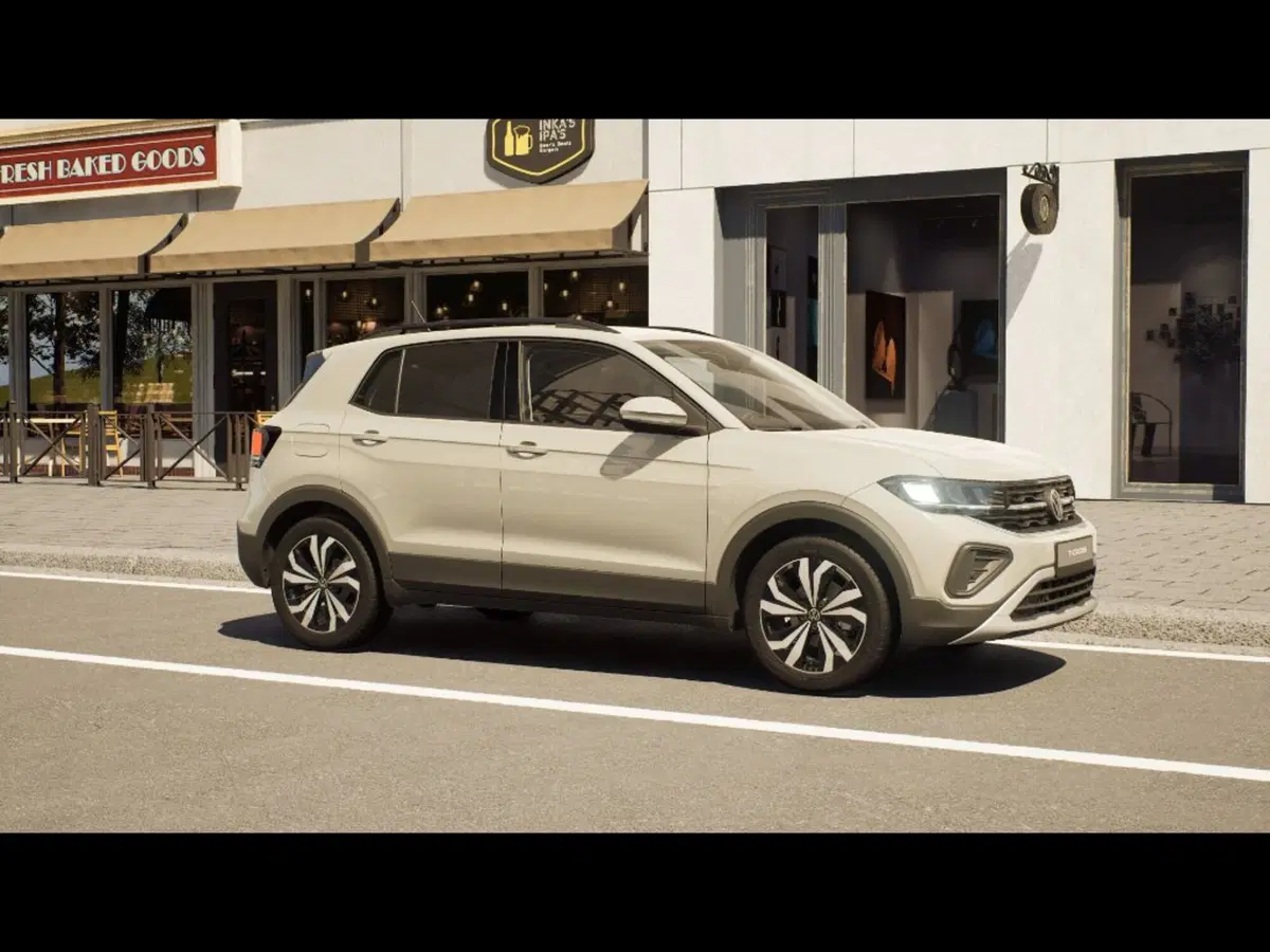 Volkswagen T-Cross nuova a Livorno (3)