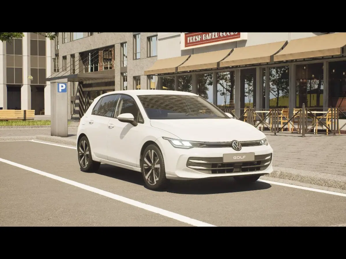 Volkswagen Golf nuova a Livorno (4)