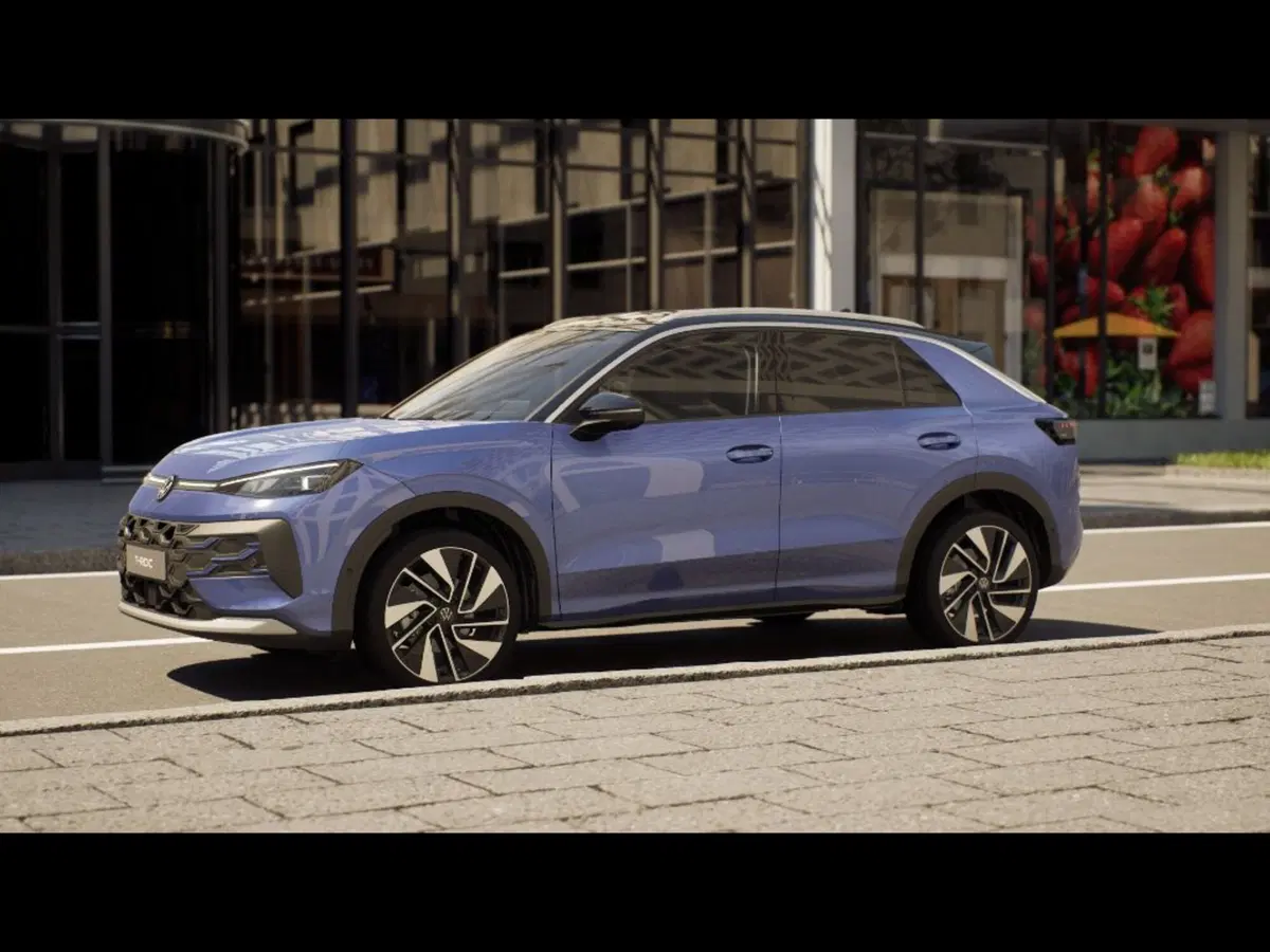 Volkswagen T-Roc nuova a Livorno (2)