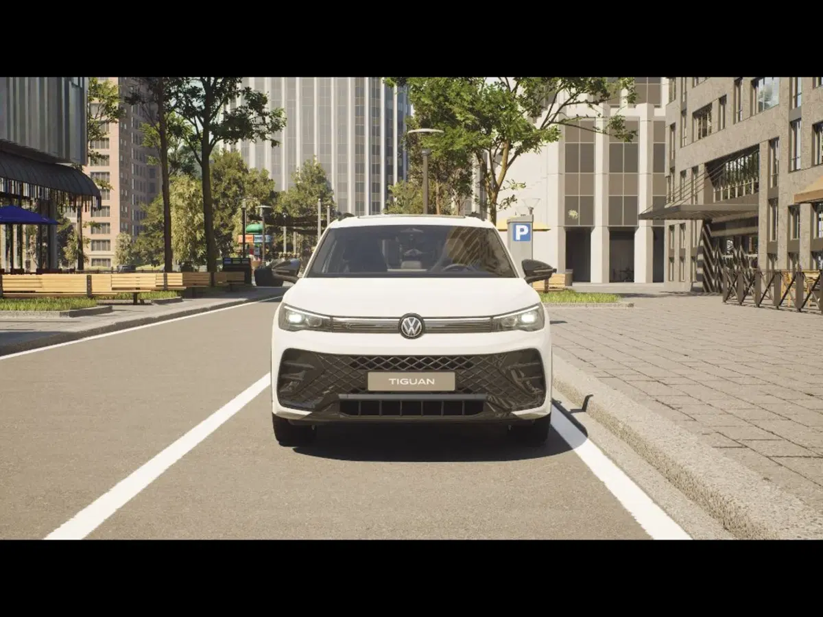 Volkswagen Tiguan nuova a Livorno (5)