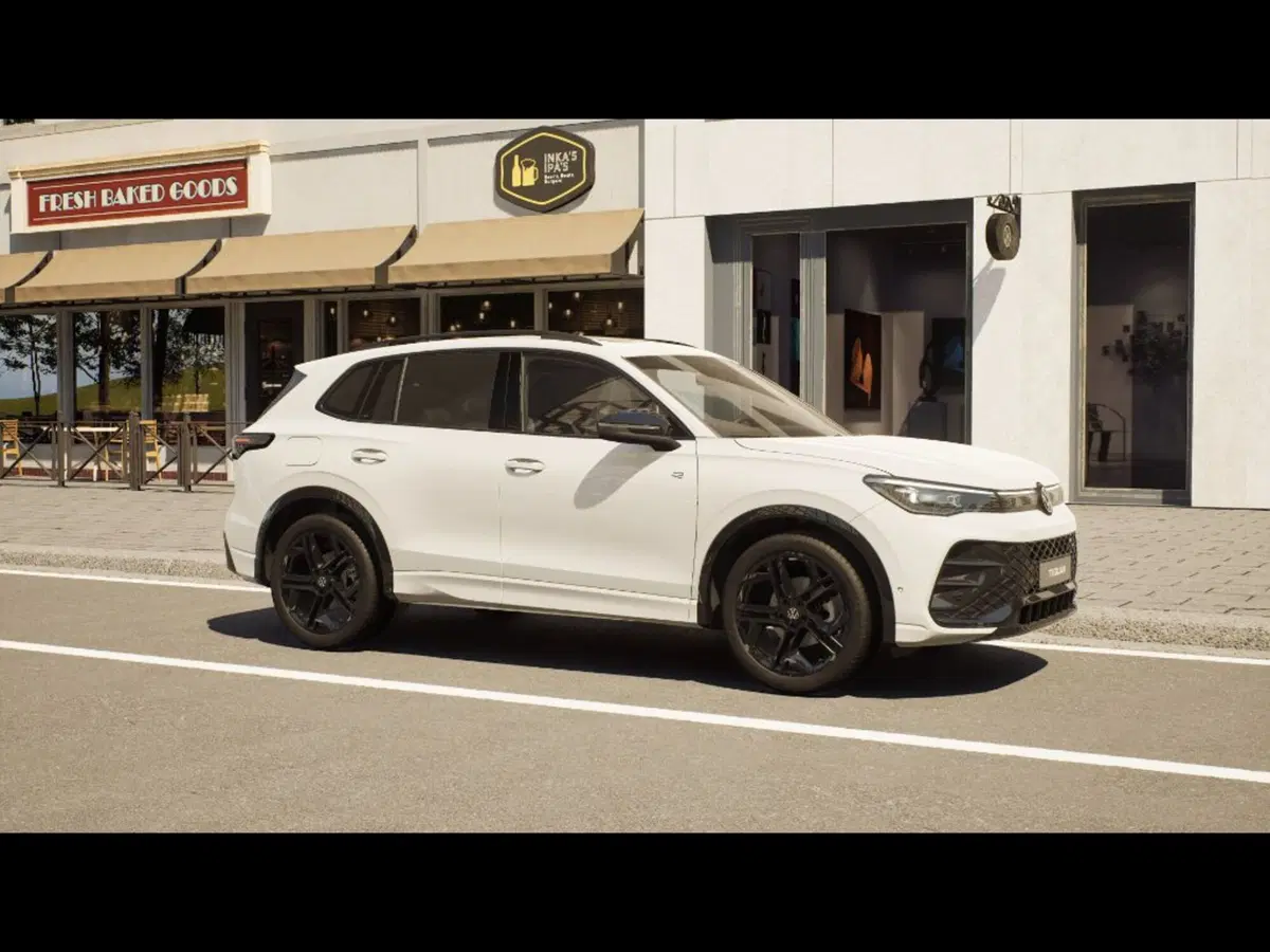 Volkswagen Tiguan nuova a Livorno (4)