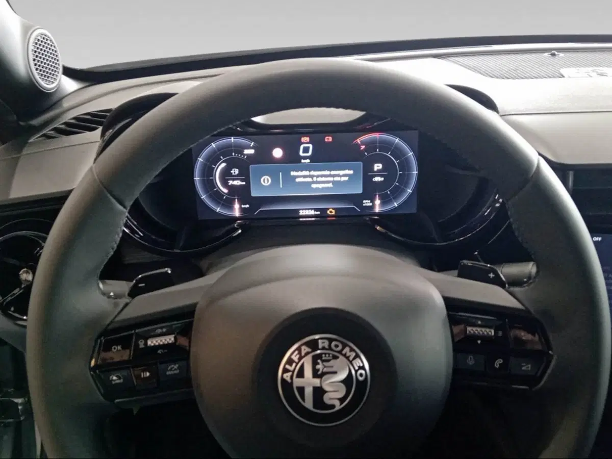 Alfa Romeo Junior usata a Siena (7)