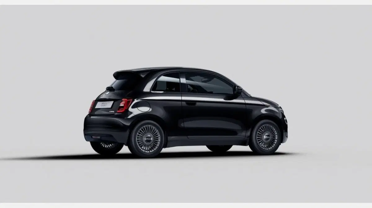 Fiat 500 nuova a Firenze (2)
