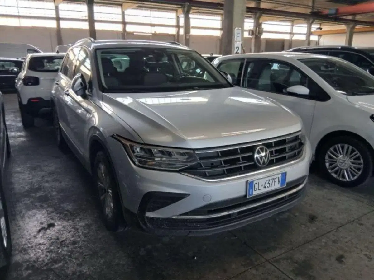 Volkswagen Tiguan usata a Bologna (3)
