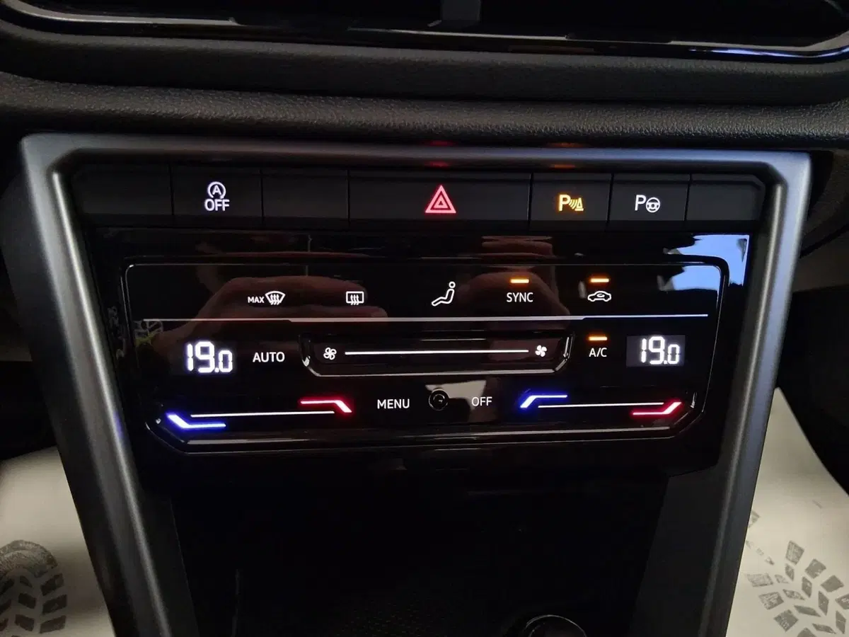 Volkswagen T-Roc usata a Bologna (18)
