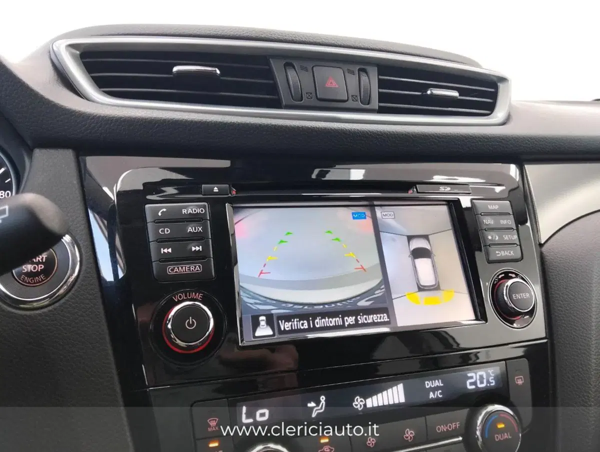 Nissan Qashqai usata a Como (17)