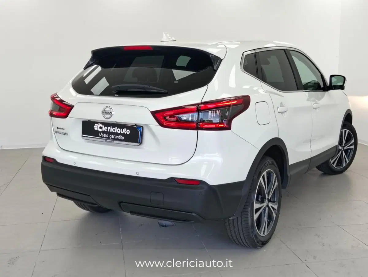 Nissan Qashqai usata a Como (2)