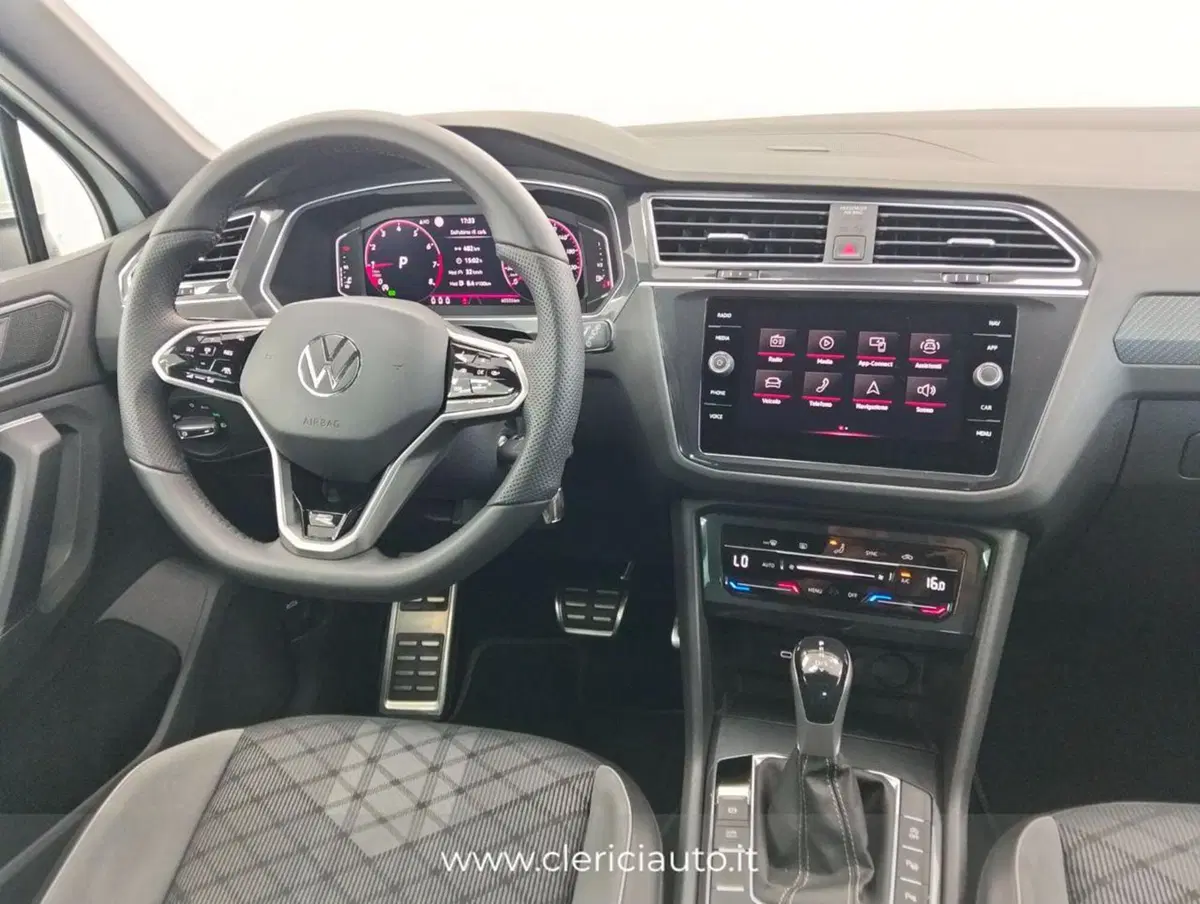 Volkswagen Tiguan usata a Como (10)