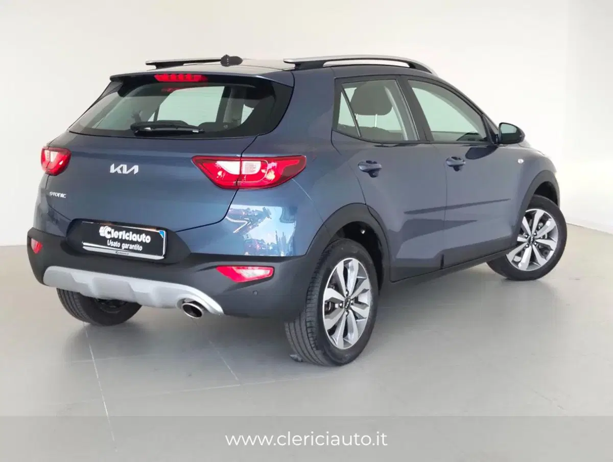 Kia Stonic usata a Como (2)