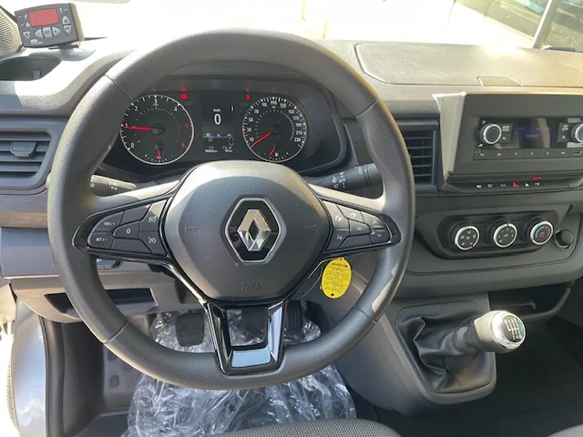 Renault Trafic Furgone usata a Parma (5)