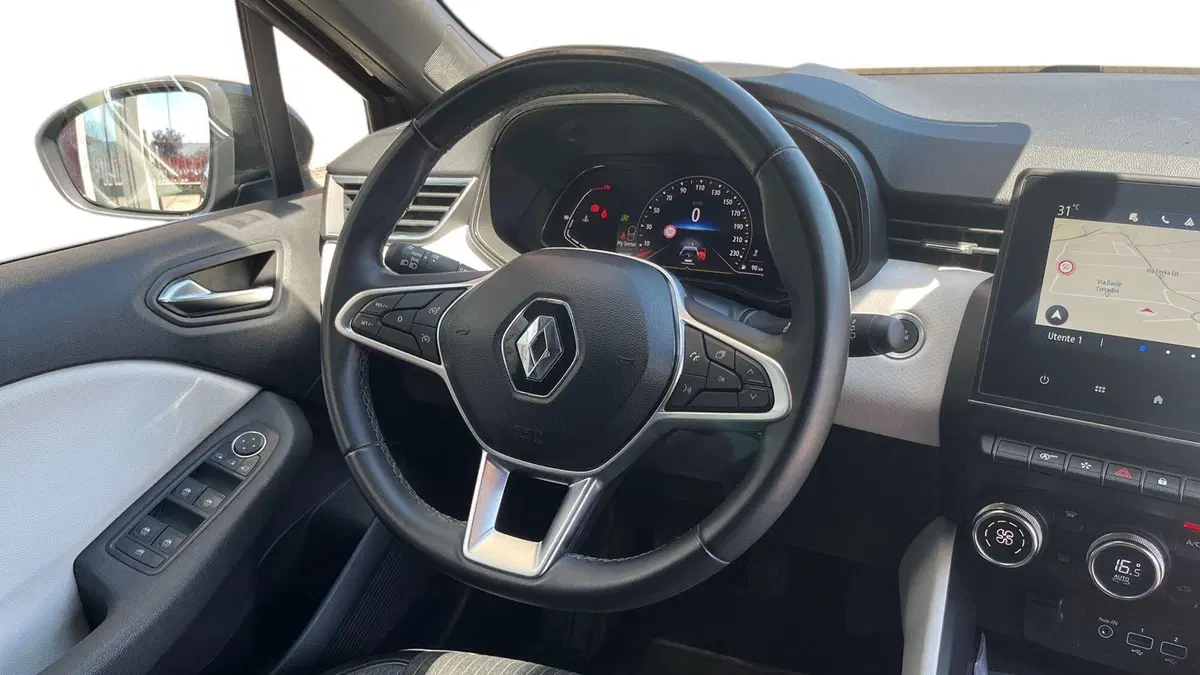 Renault Clio usata a Parma (10)