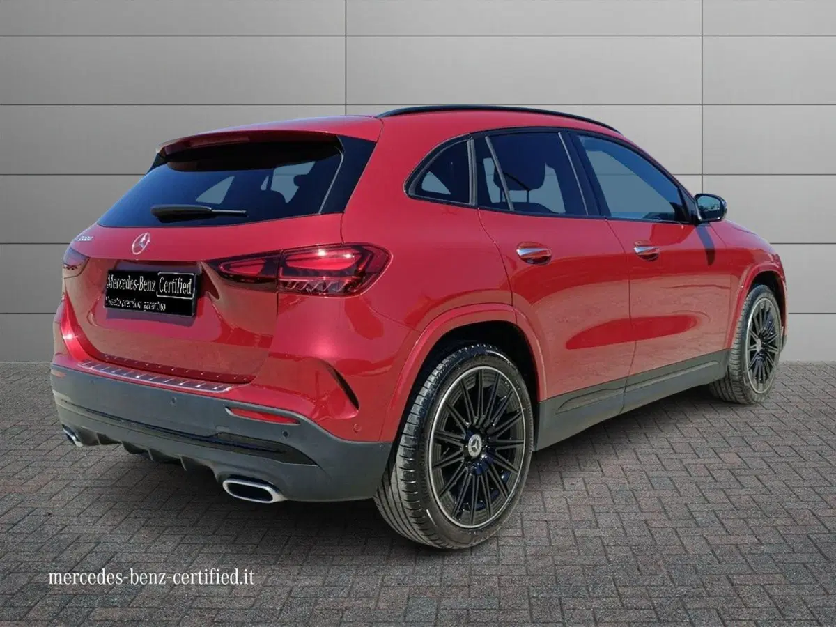 Mercedes-Benz GLA SUV usata a Bari (2)