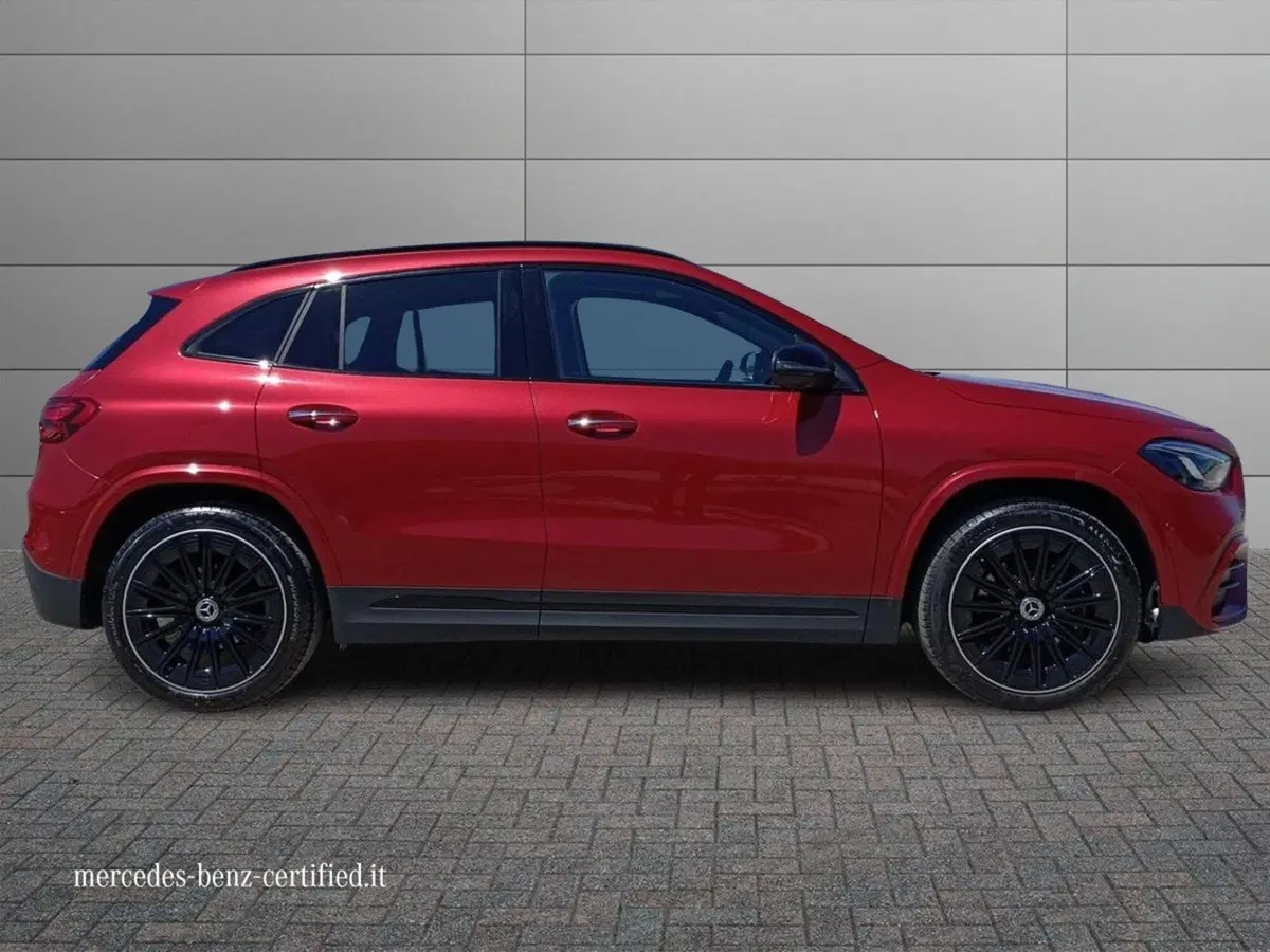 Mercedes-Benz GLA SUV usata a Bari (5)