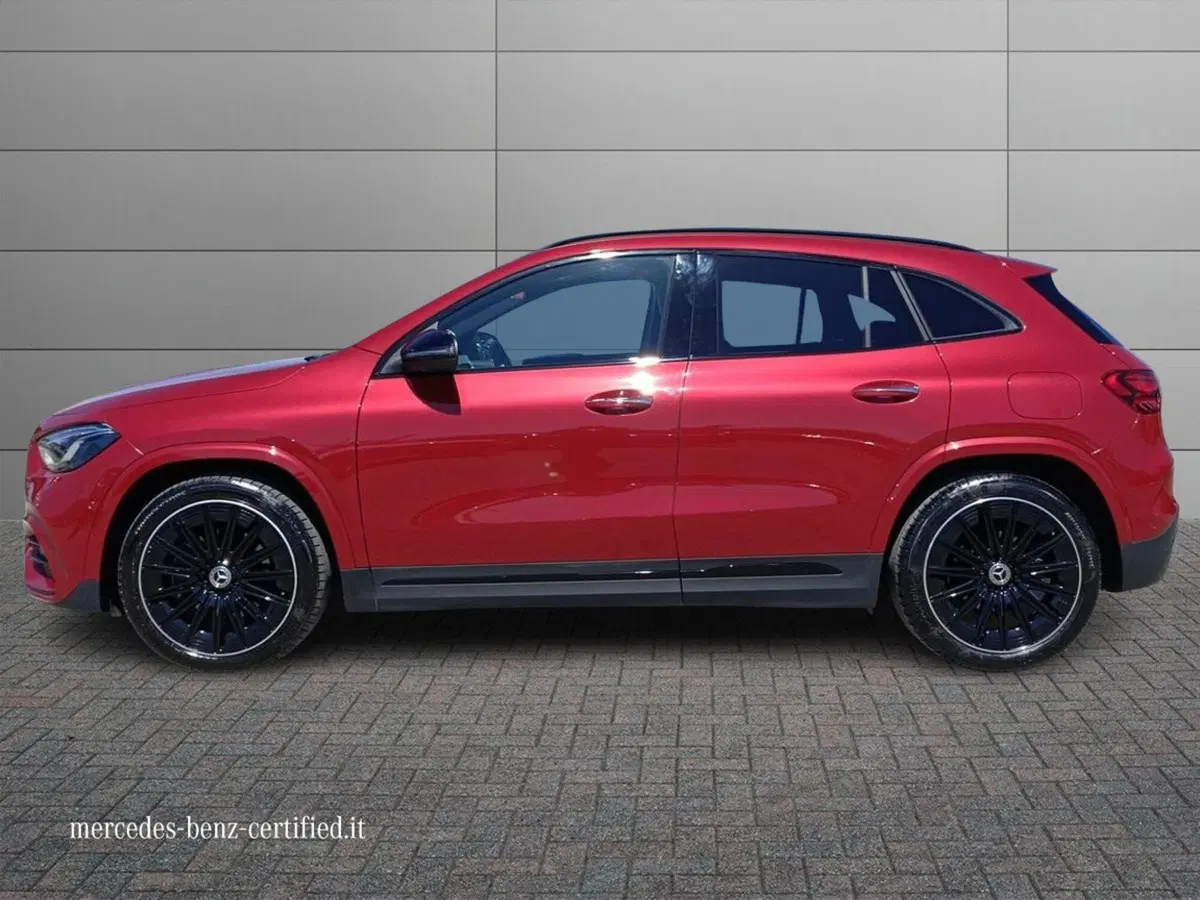 Mercedes-Benz GLA SUV usata a Bari (6)