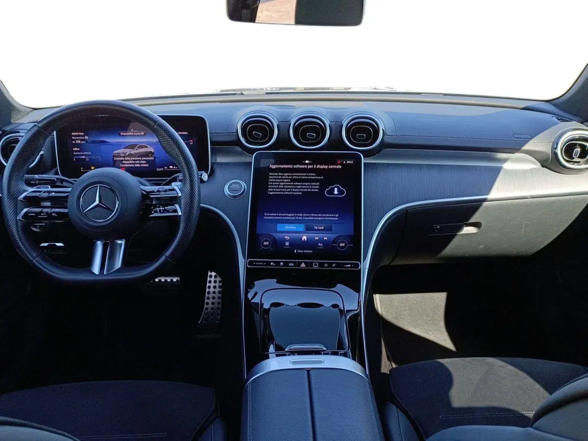 Mercedes-Benz Classe C usata a Bari (9)