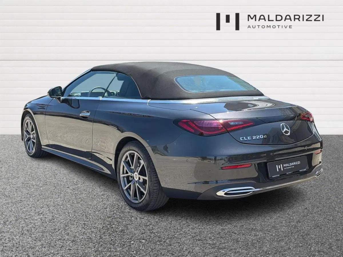 Mercedes-Benz CLE Cabrio usata a Bari (4)