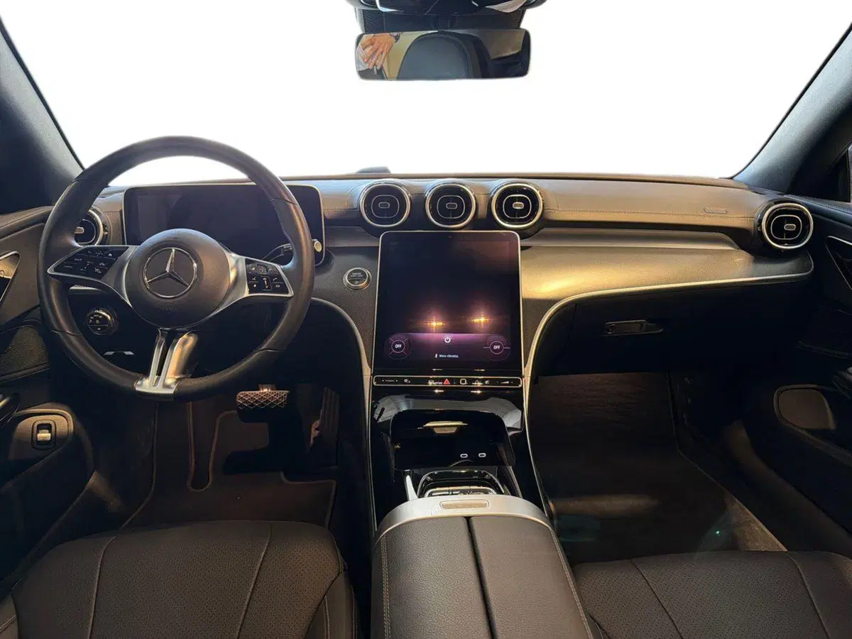 Mercedes-Benz CLE Cabrio usata a Bari (8)