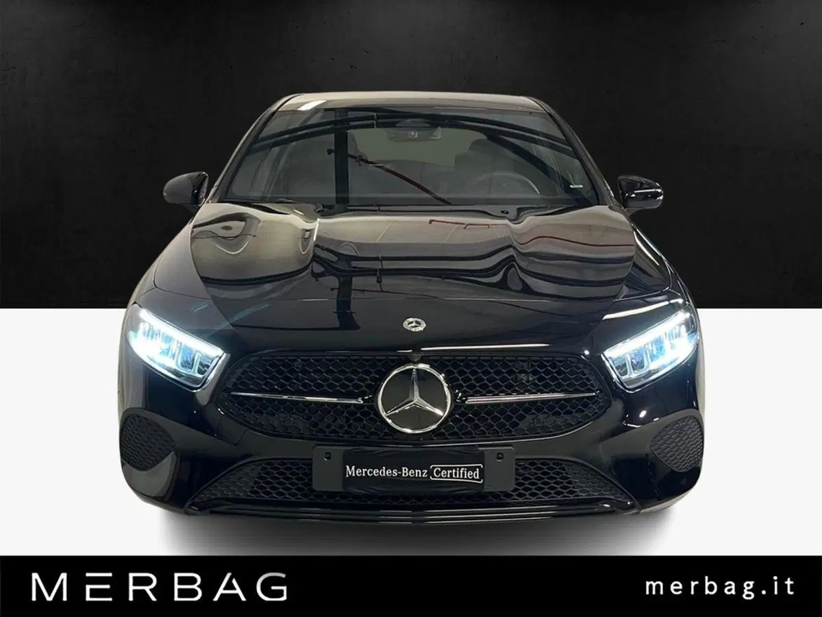 Mercedes-Benz Classe A nuova a Milano (3)
