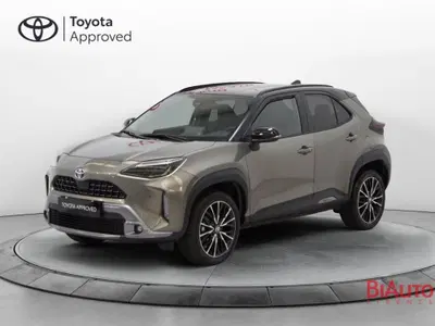 Toyota Yaris Cross 1.5h GR Sport Black Sky fwd 116cv e-cvt del 2023 usata a Sesto Fiorentino