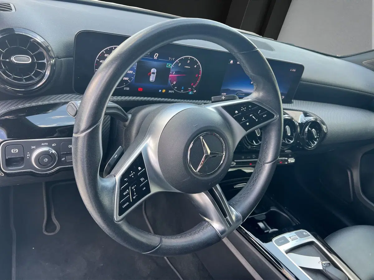 Mercedes-Benz Classe A usata a Cosenza (10)