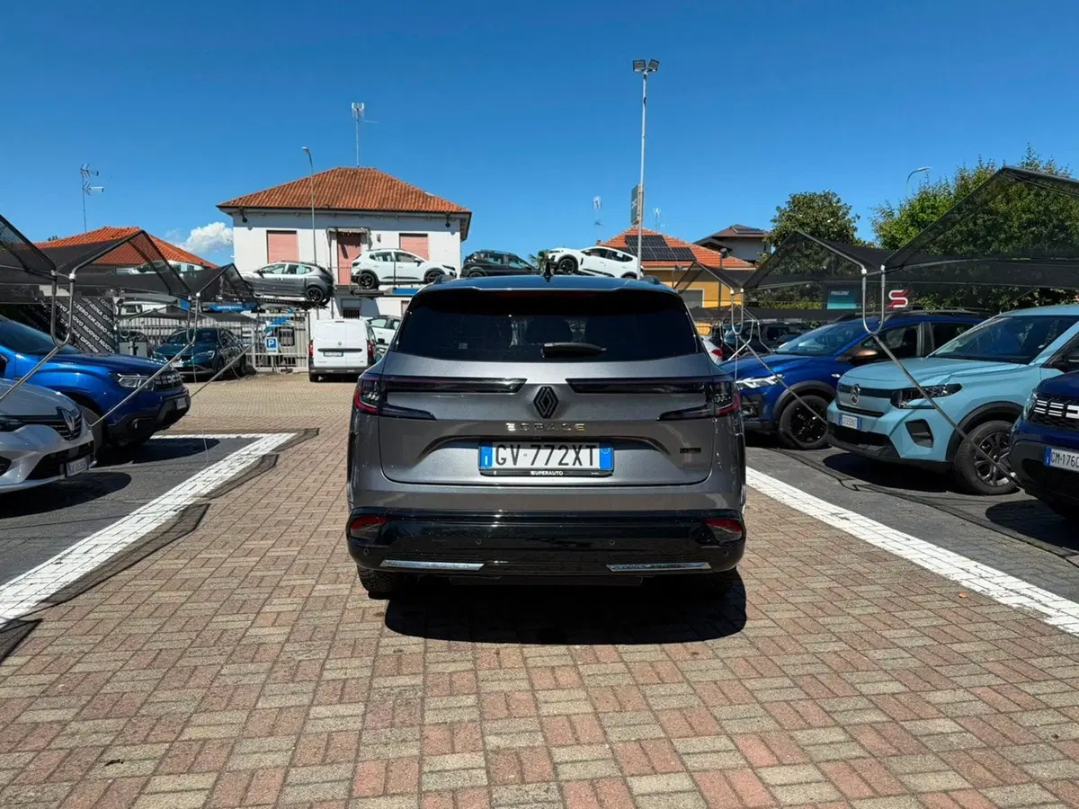 Renault Espace usata a Pavia (18)