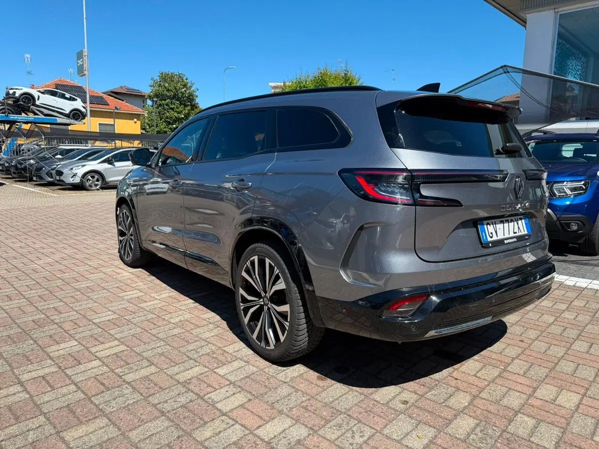 Renault Espace usata a Pavia (19)