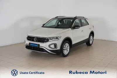 Volkswagen T-Roc 1.0 TSI Life del 2023 usata a Citta' della Pieve