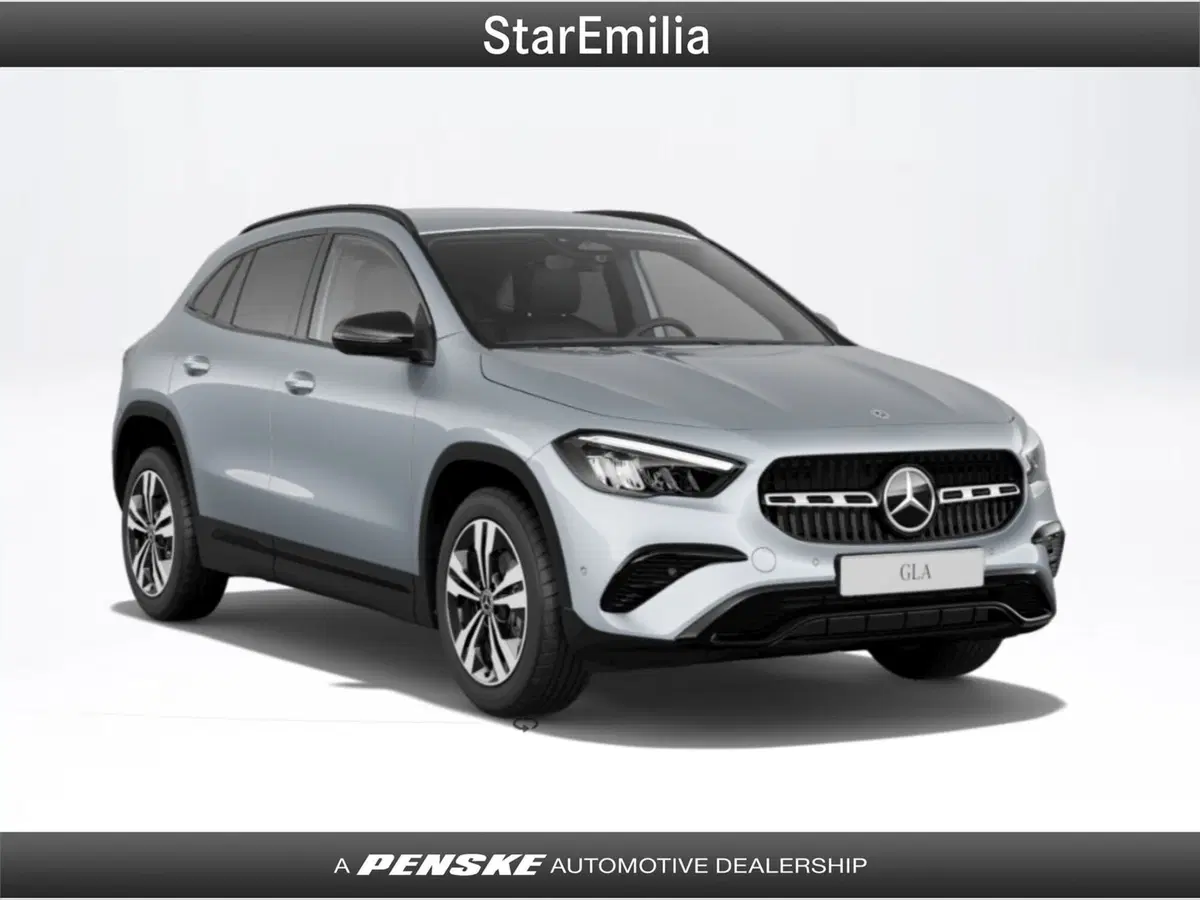 Mercedes-Benz GLA SUV nuova a Bologna