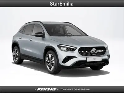Mercedes-Benz GLA SUV 200 Progressive Advanced Plus auto nuova a Casalecchio di Reno