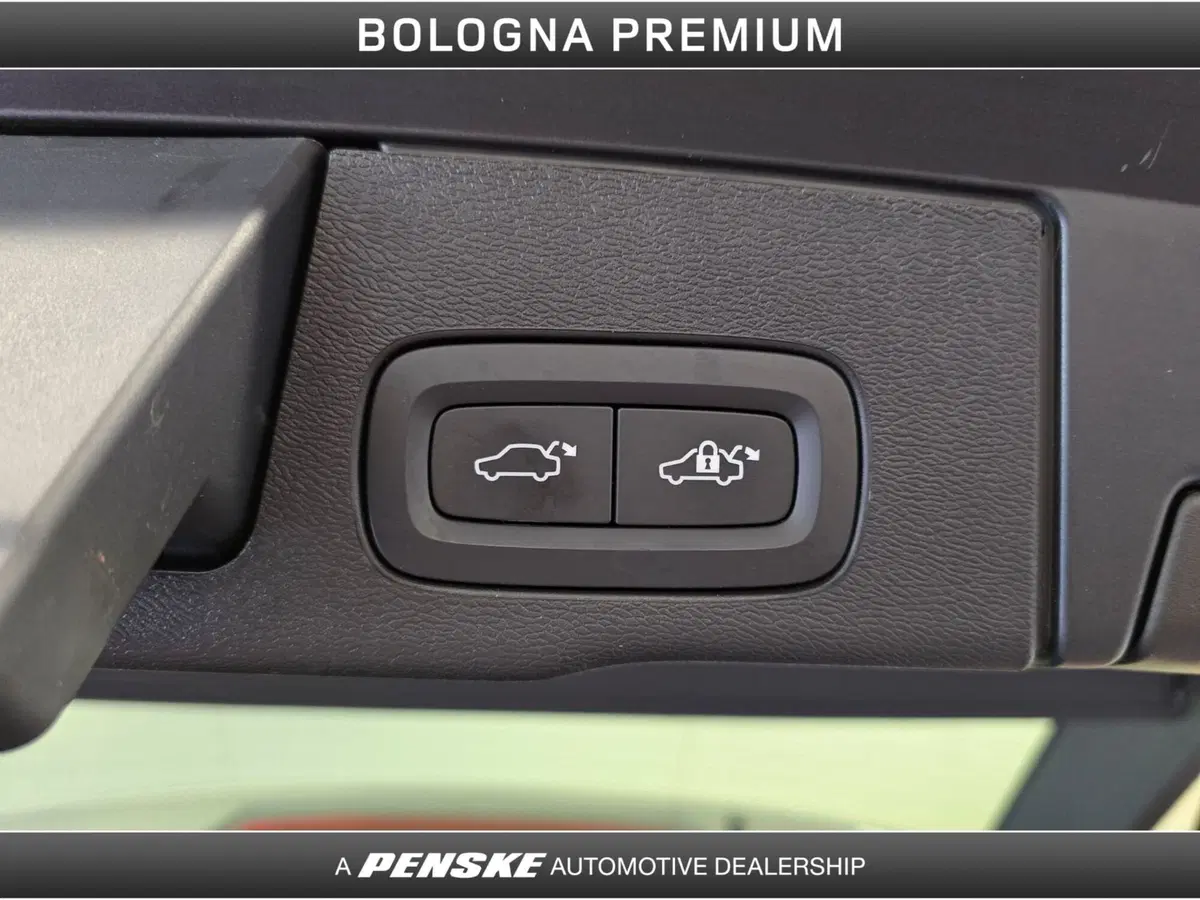 Volvo XC60 usata a Bologna (11)