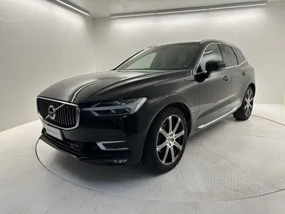 Volvo XC60 B5 AWD Geartronic Inscription del 2020 usata a Bergamo