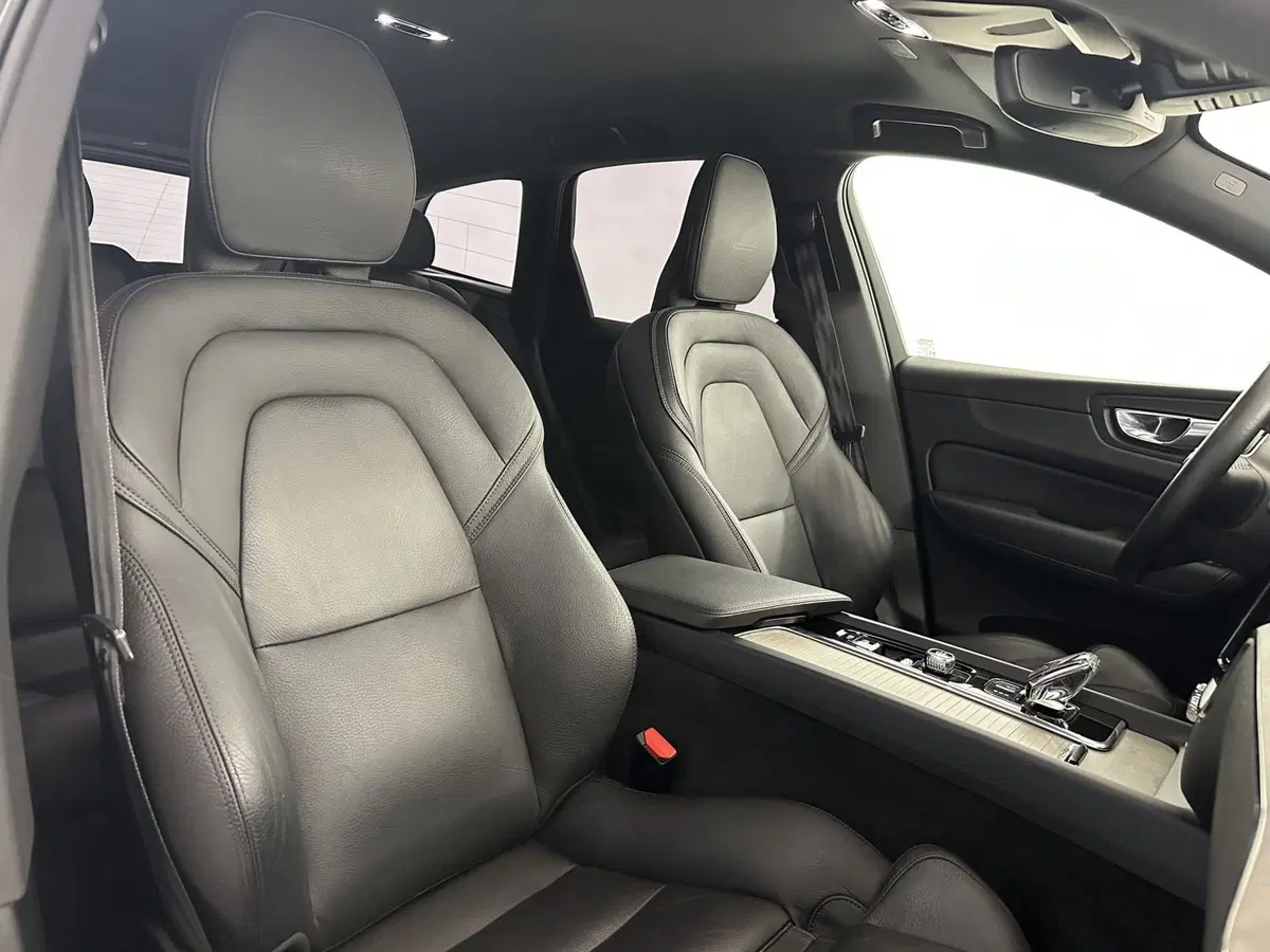 Volvo XC60 usata a Bergamo (14)