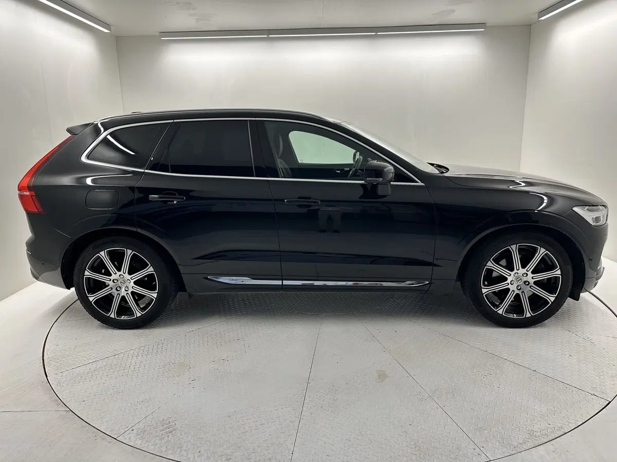 Volvo XC60 usata a Bergamo (15)