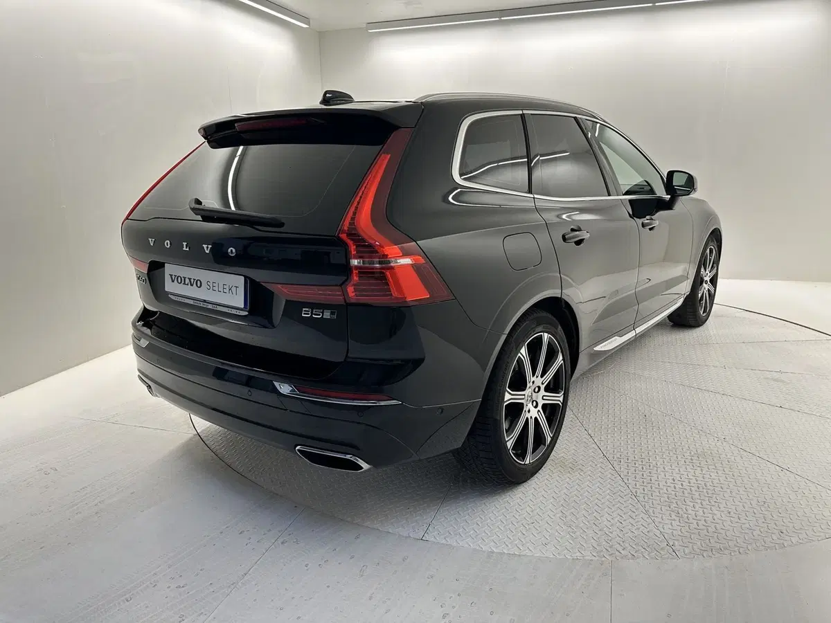 Volvo XC60 usata a Bergamo (2)