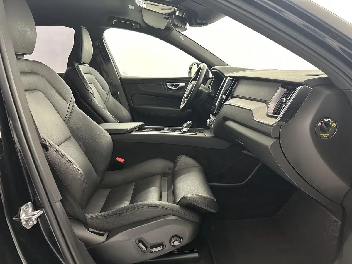 Volvo XC60 usata a Bergamo (3)