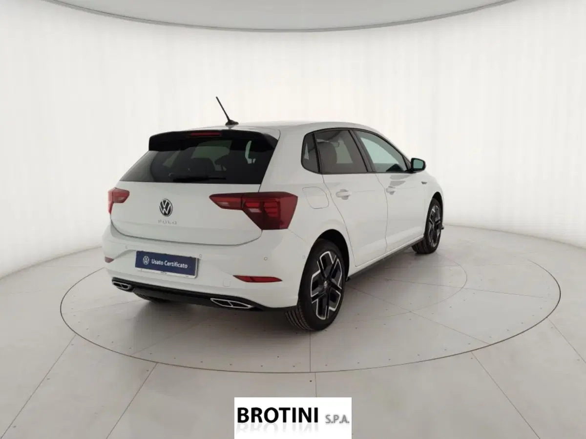 Volkswagen Polo usata a Massa-Carrara (3)