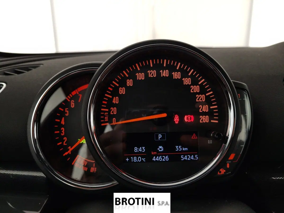MINI Mini Clubman usata a Massa-Carrara (13)