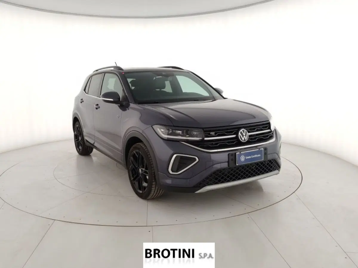 Volkswagen T-Cross usata a Massa-Carrara (4)