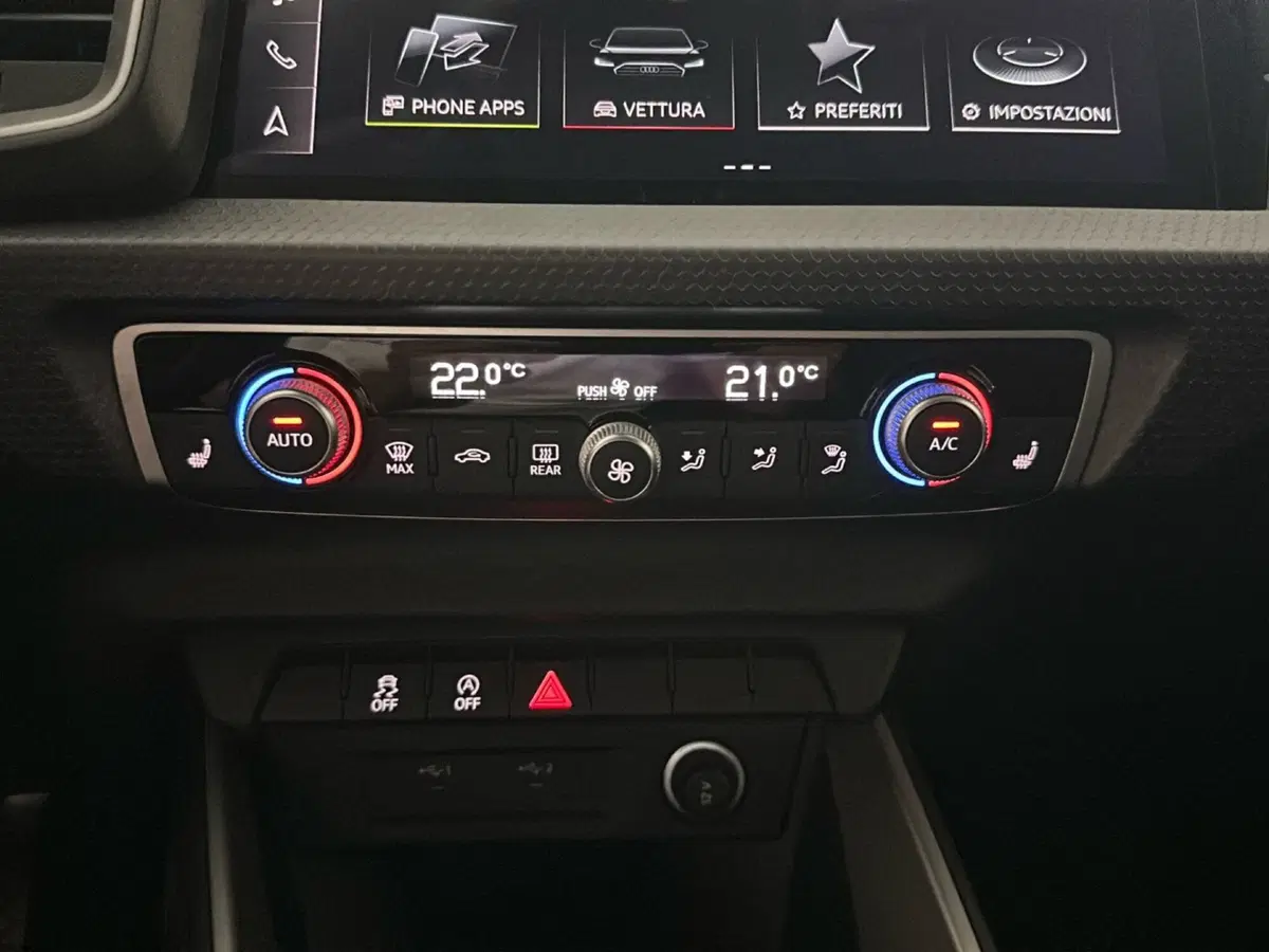 Audi A1 Sportback usata a Napoli (16)