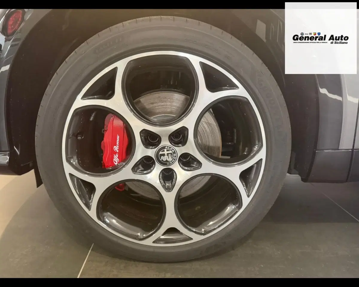 Alfa Romeo Tonale nuova a Lucca (10)