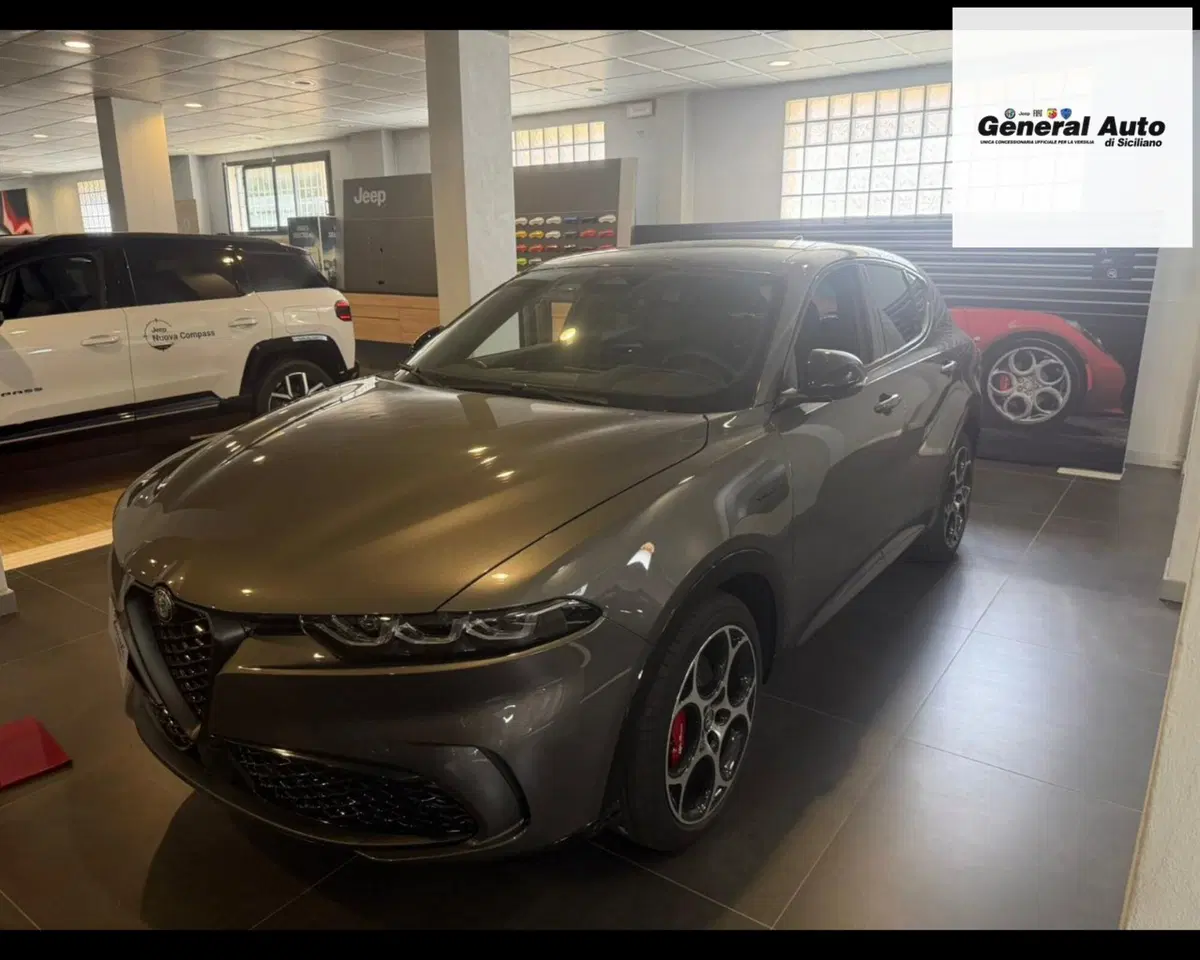 Alfa Romeo Tonale nuova a Lucca (3)