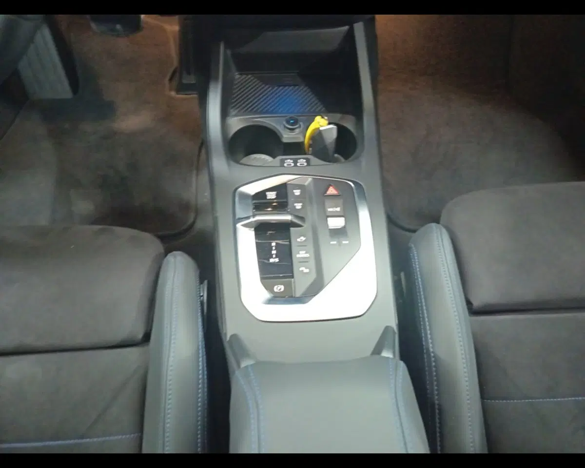 BMW Serie 1 usata a Caserta (16)