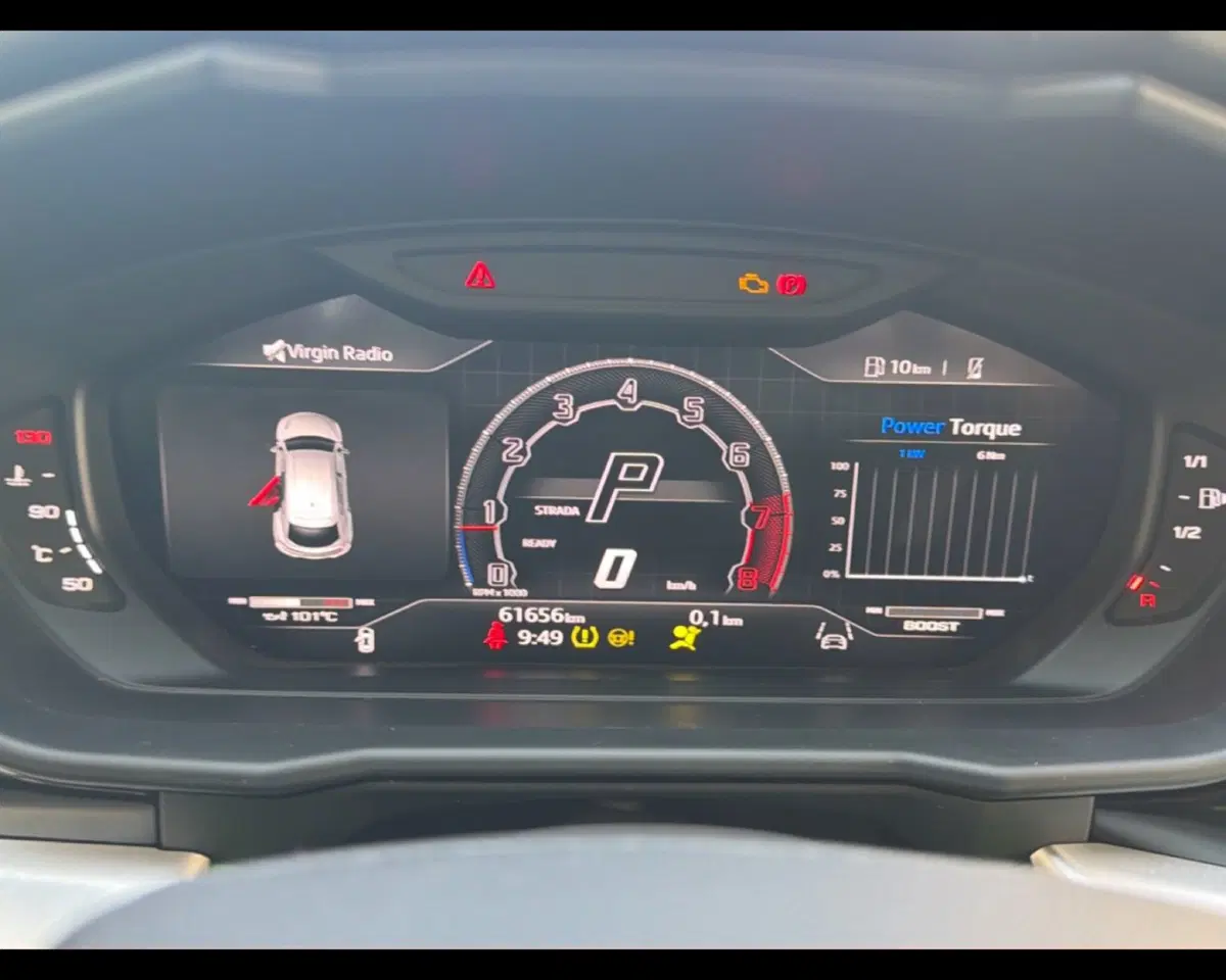 Lamborghini Urus usata a Caserta (13)
