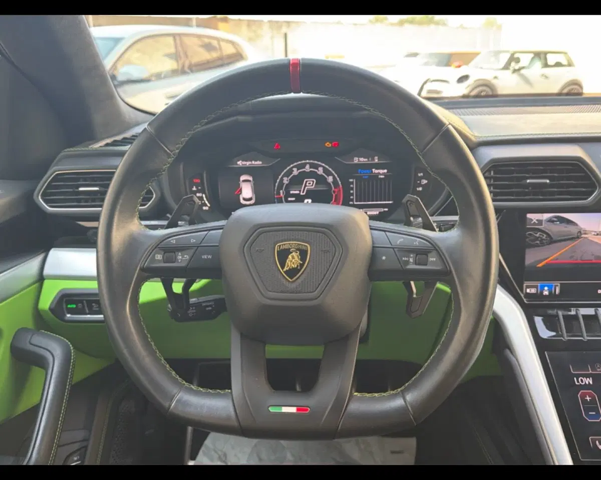 Lamborghini Urus usata a Caserta (15)