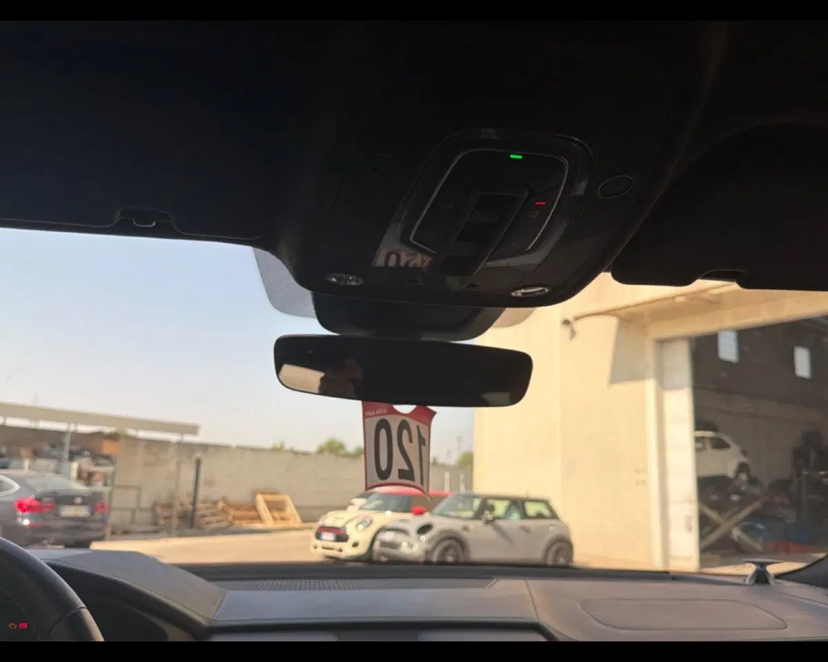 Lamborghini Urus usata a Caserta (18)