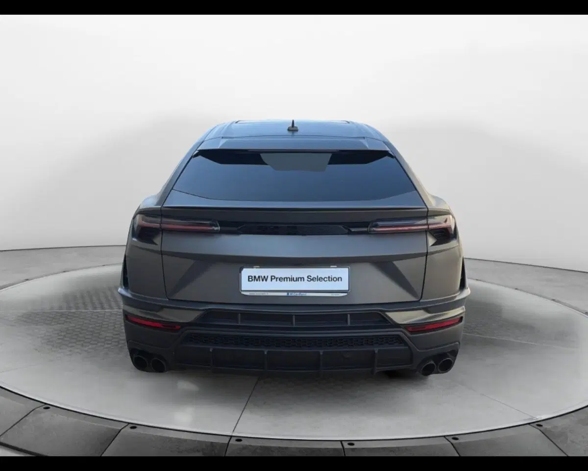 Lamborghini Urus usata a Caserta (6)