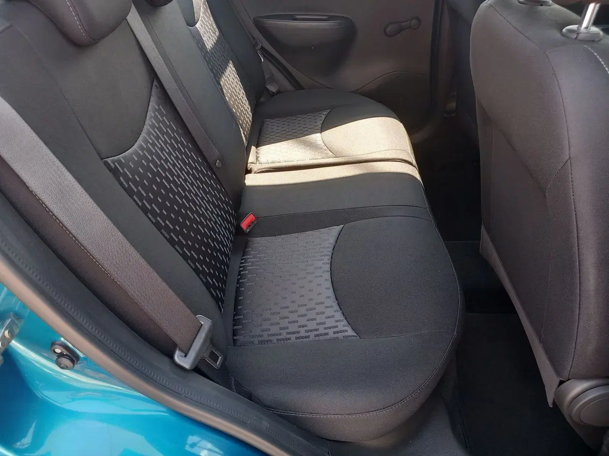 Opel Karl usata a Lucca (13)