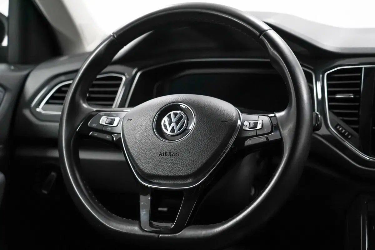 Volkswagen T-Roc usata a Varese (12)