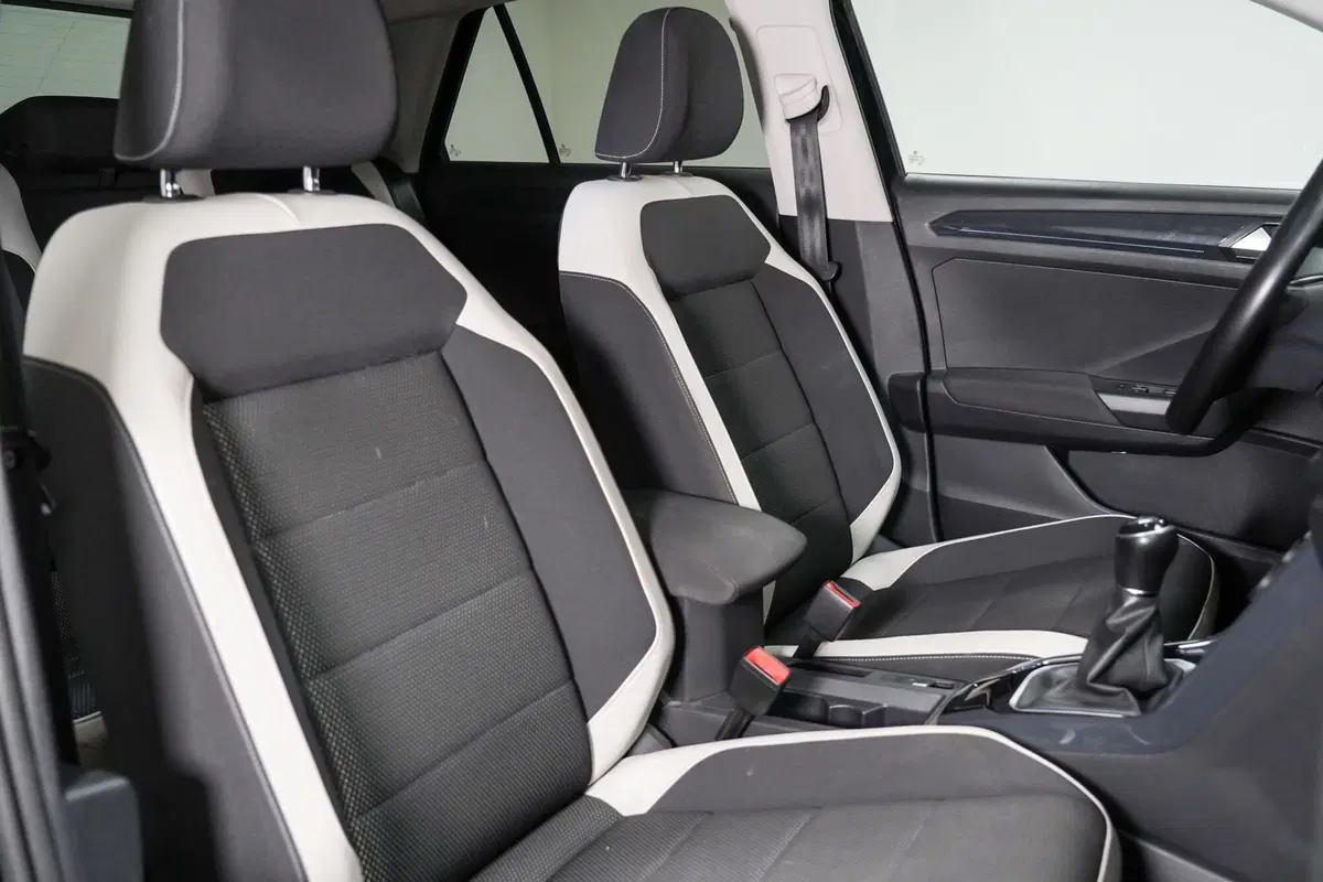 Volkswagen T-Roc usata a Varese (13)